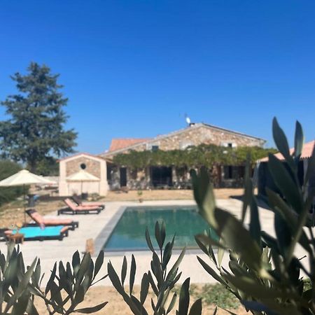 Les Mazets Du Pas Otel Gréoux-les-Bains Dış mekan fotoğraf