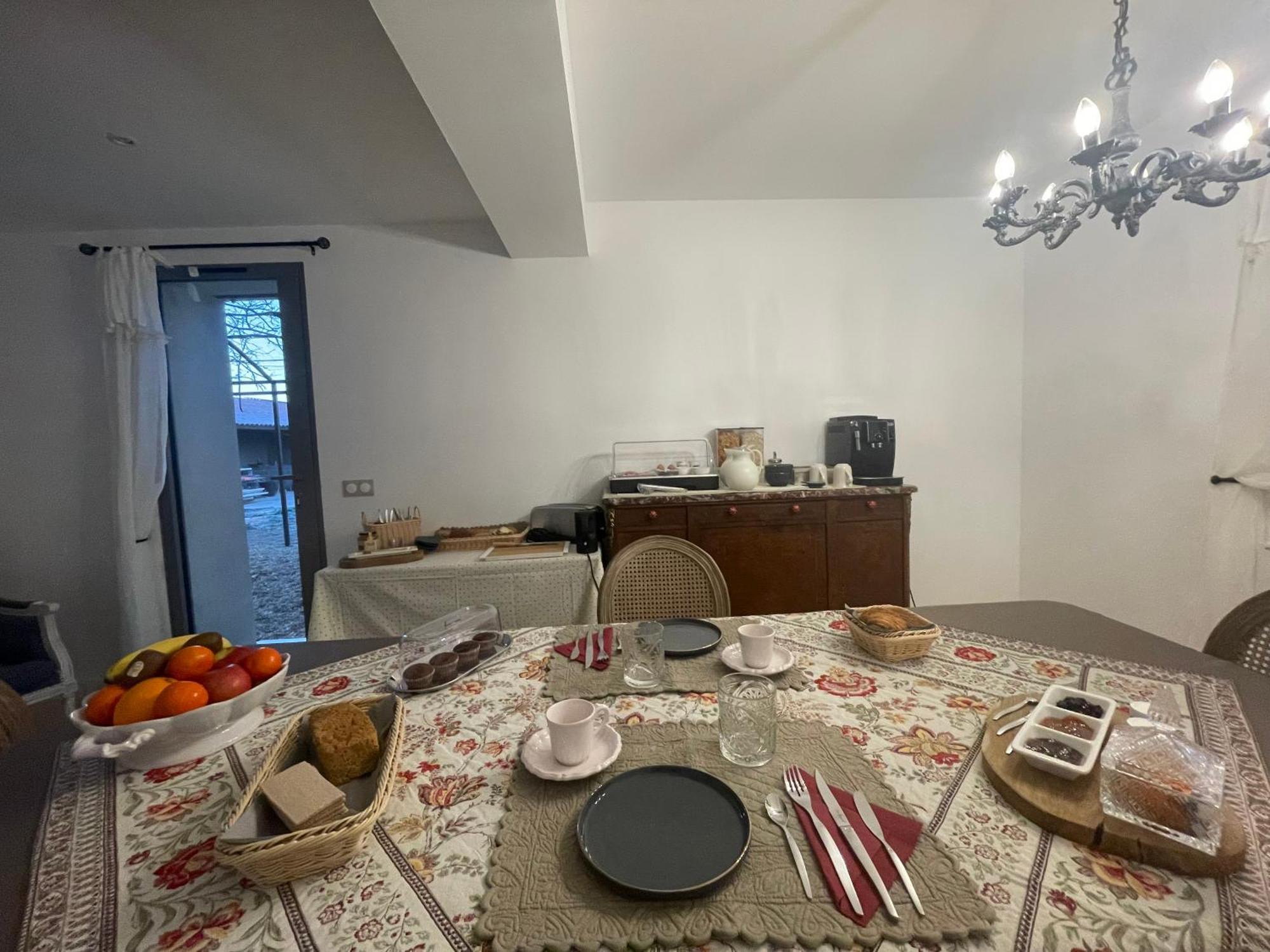 Les Mazets Du Pas Otel Gréoux-les-Bains Dış mekan fotoğraf