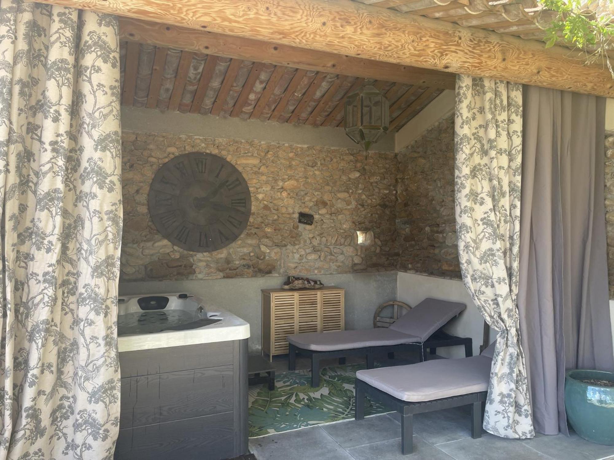 Les Mazets Du Pas Otel Gréoux-les-Bains Dış mekan fotoğraf